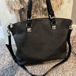 Michael kors purse brand new